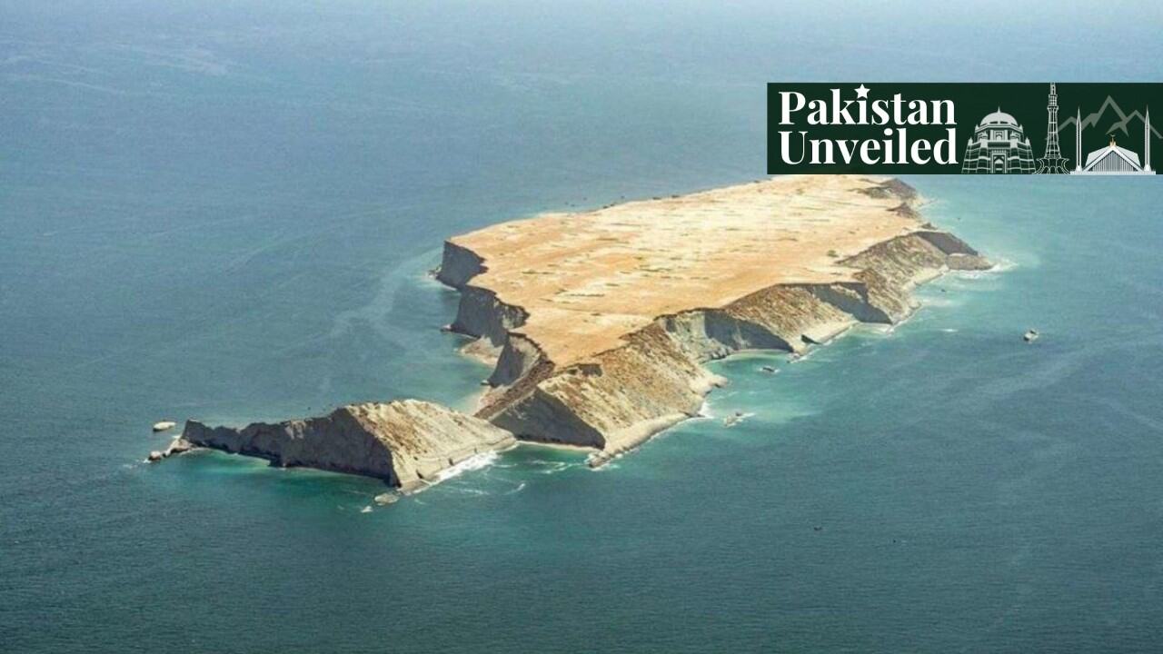 astola island pakistan