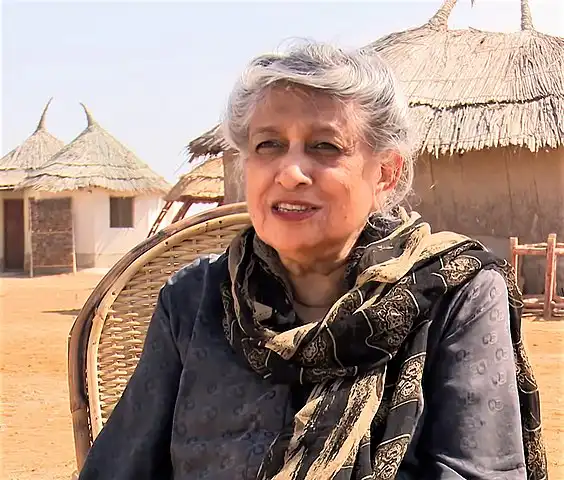yasmeen lari rejects award